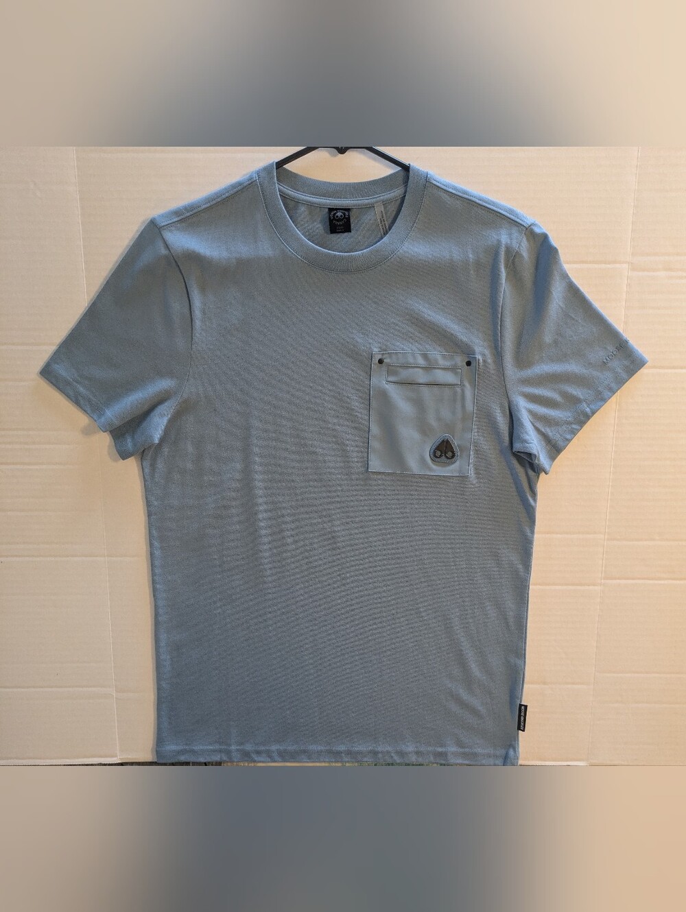 Moose Knuckles Men’s Light Blue Pocket T-Shirt (NWOT)